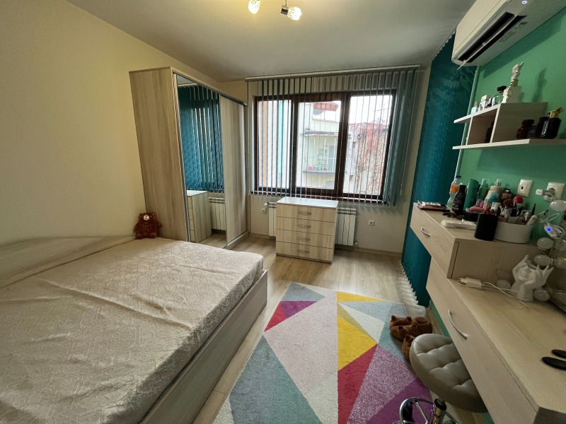 Продава 4-СТАЕН, гр. Казанлък, област Стара Загора, снимка 7 - Апартаменти - 52363681