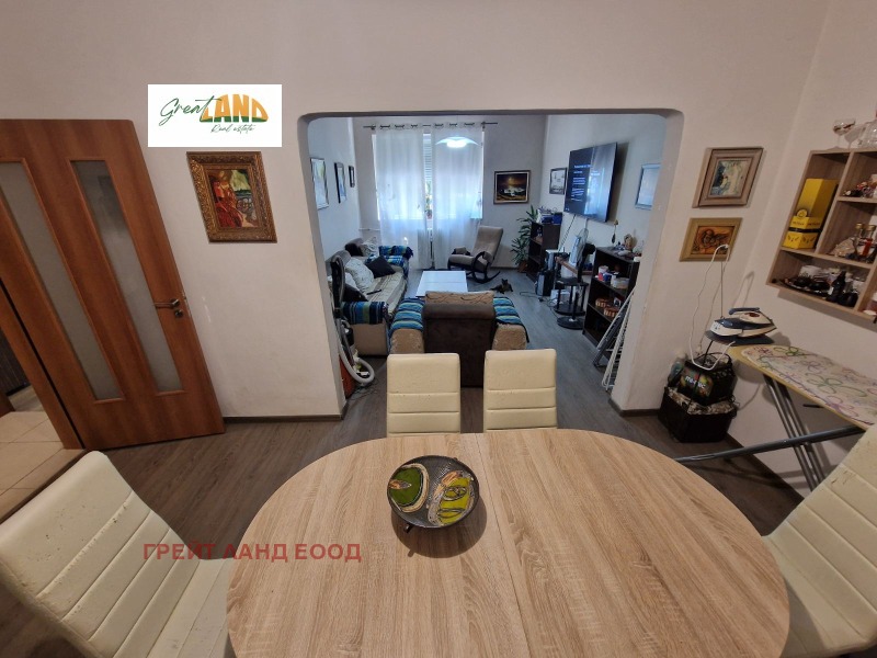 In vendita  2 camere da letto Sofia , Tsentar , 113 mq | 43451481