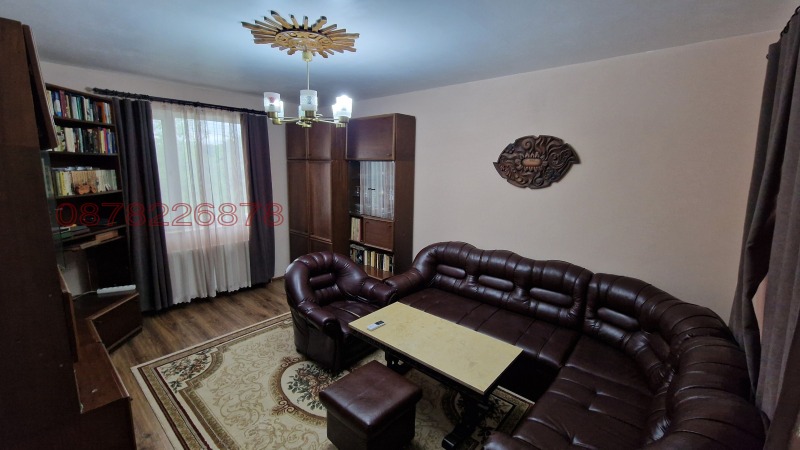 Продава КЪЩА, гр. Мартен, област Русе, снимка 11 - Къщи - 52785561