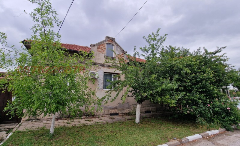 Продава КЪЩА, гр. Мартен, област Русе