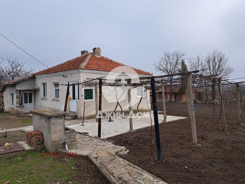 Продава КЪЩА, област Бургас, с. Черноград • 61999 € / 121259.50 лв. • 37520965 1