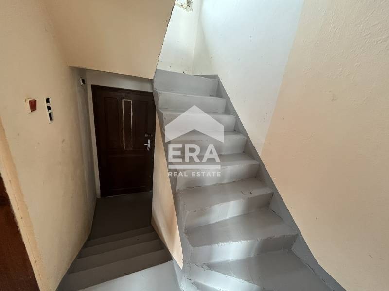 Продава КЪЩА, гр. Годеч, област София област, снимка 4 - Къщи - 52284464