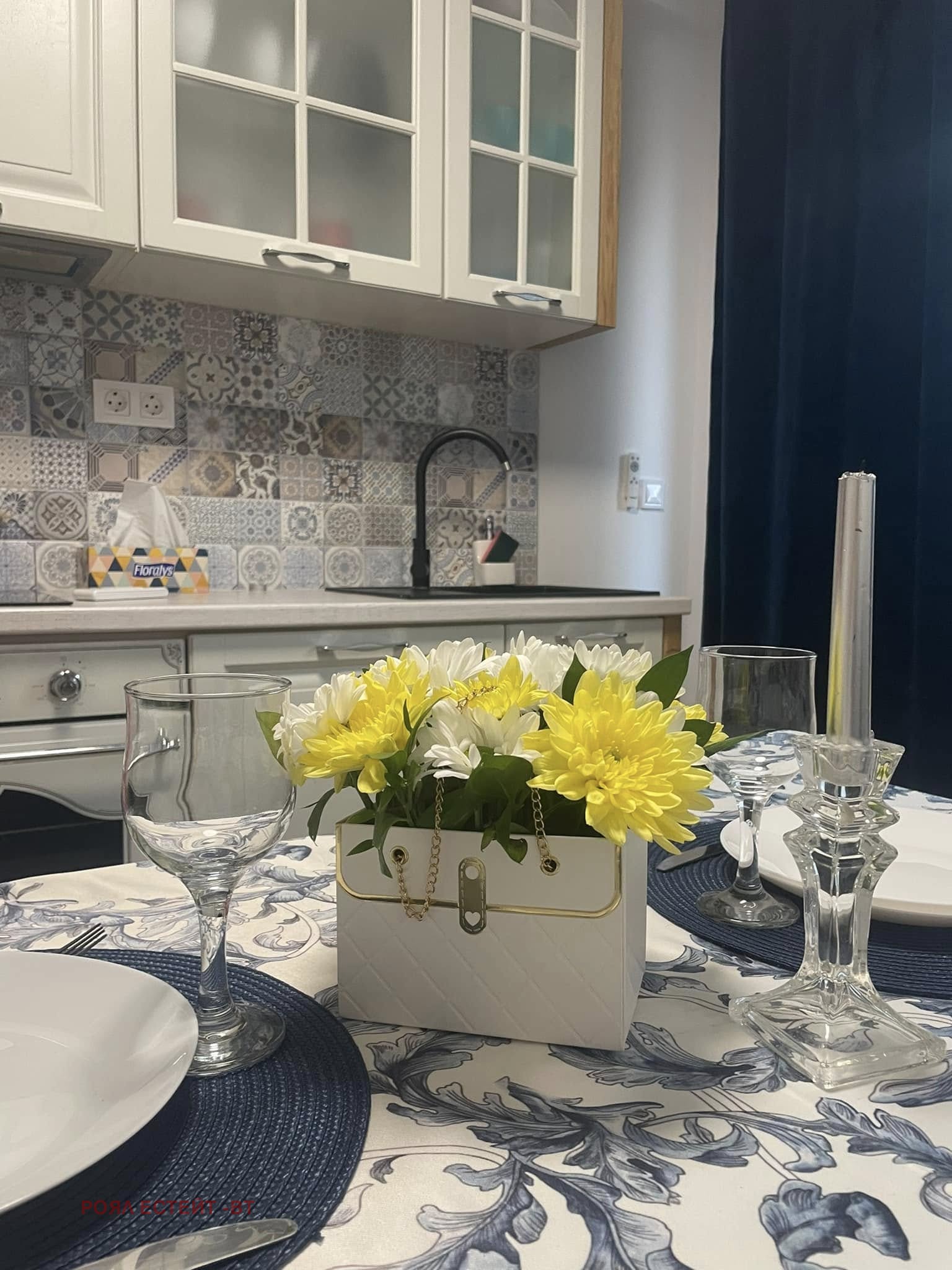 Продава 2-СТАЕН, гр. Велико Търново, Център, снимка 3 - Апартаменти - 53688479