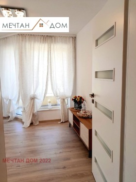 1 chambre Pobeda, Varna 2