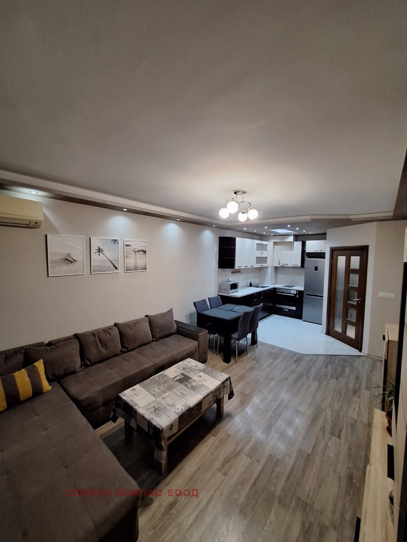 Продава 2-СТАЕН, гр. Пловдив, Кючук Париж, снимка 4 - Апартаменти - 52734491