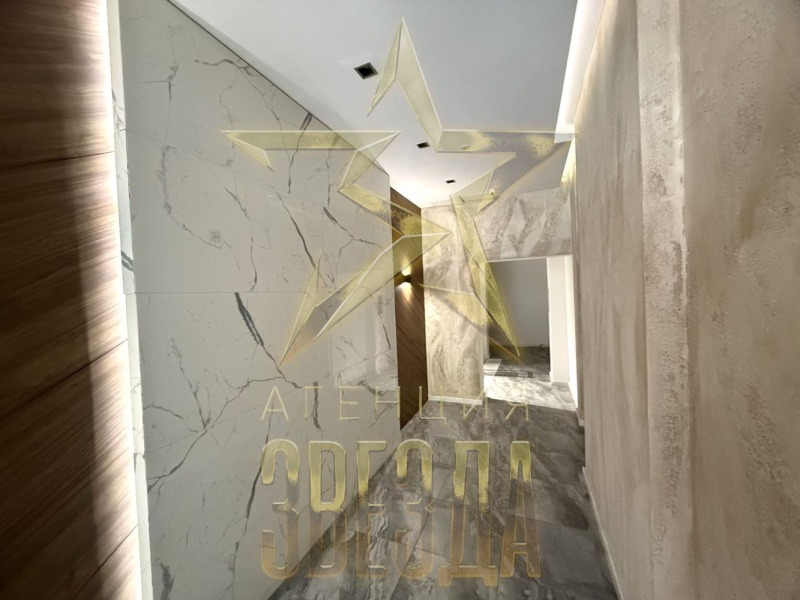 En venta  Casita Plovdiv , Karshiyaka , 240 metros cuadrados | 97538758 - imagen [11]