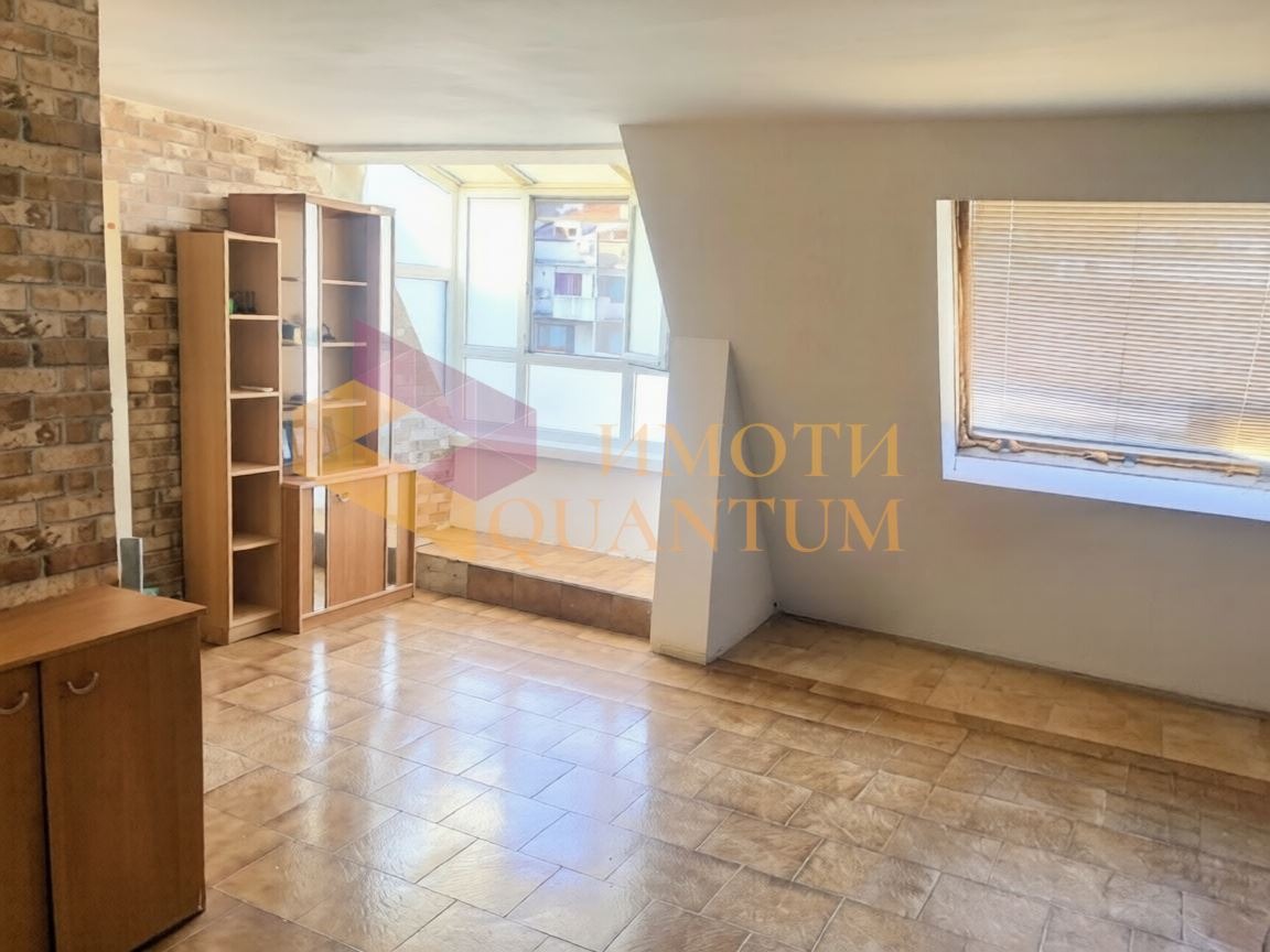 Продава 3-СТАЕН, гр. Варна, Централна поща, снимка 3 - Апартаменти - 54040614