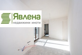 2-стаен град София, Изток 8