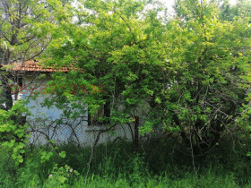 Продажба на имоти в с. Горица, област Варна - изображение 1 