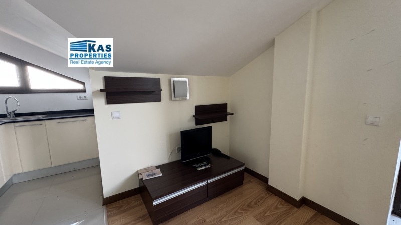 Продава  2-стаен област Благоевград , гр. Разлог , 80 кв.м | 48384008 - изображение [5]