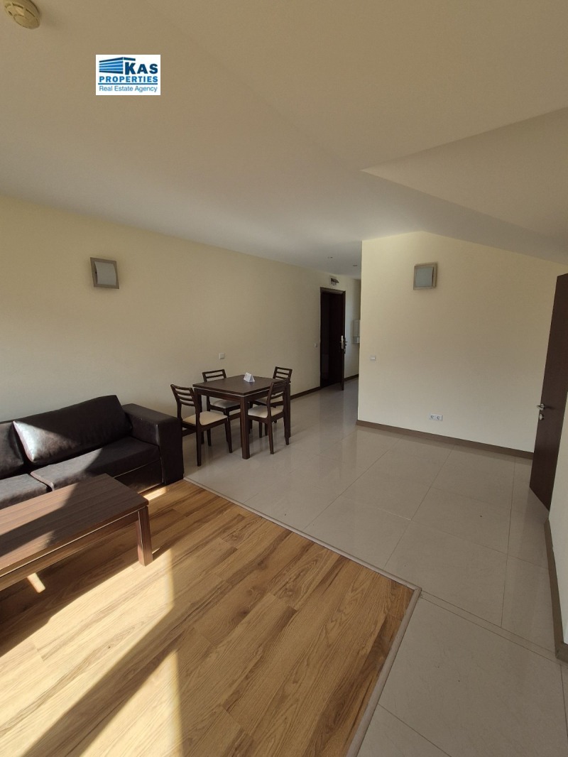 Продава  2-стаен област Благоевград , гр. Разлог , 80 кв.м | 48384008 - изображение [13]