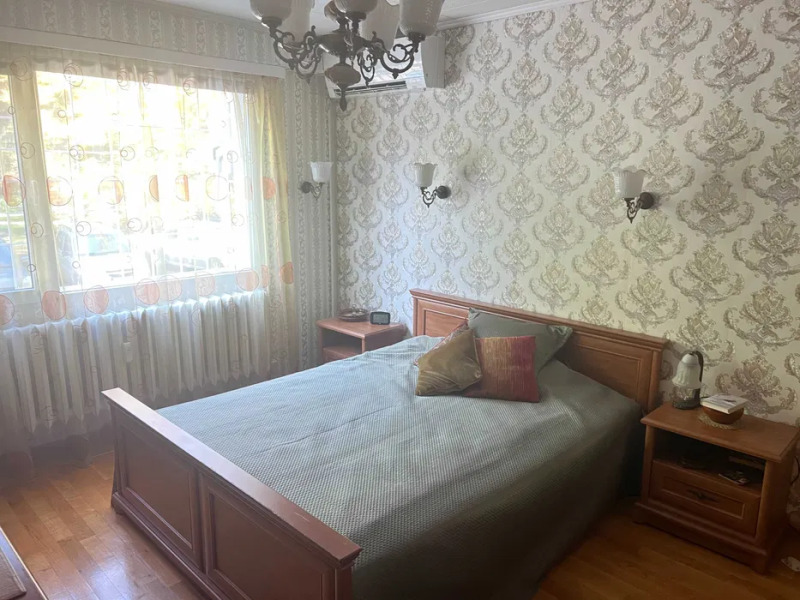 Продава  Многостаен град София , Света Троица , 88 кв.м | 15924282 - изображение [2]