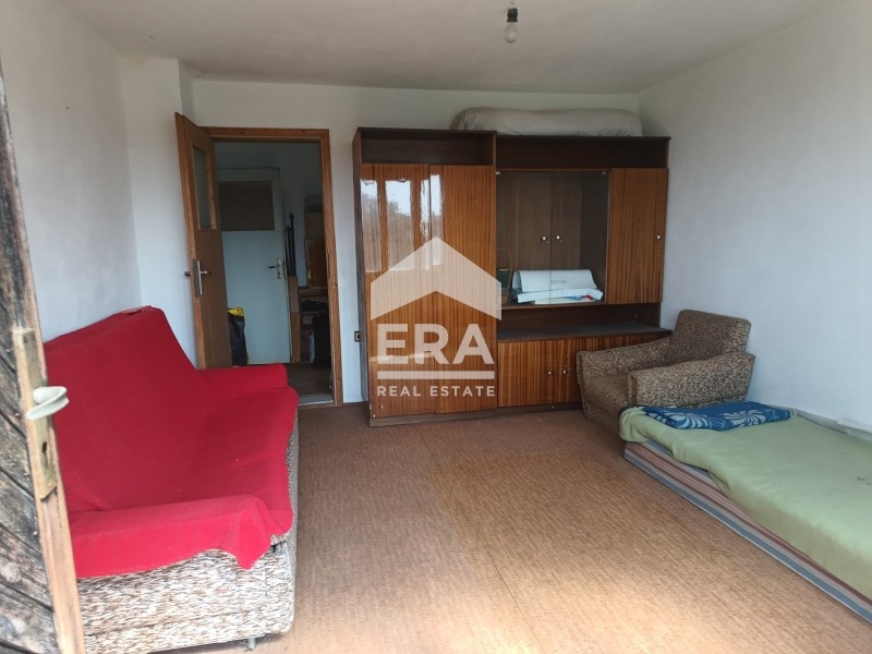 Продава КЪЩА, с. Соколово, област Добрич, снимка 7 - Къщи - 55750648