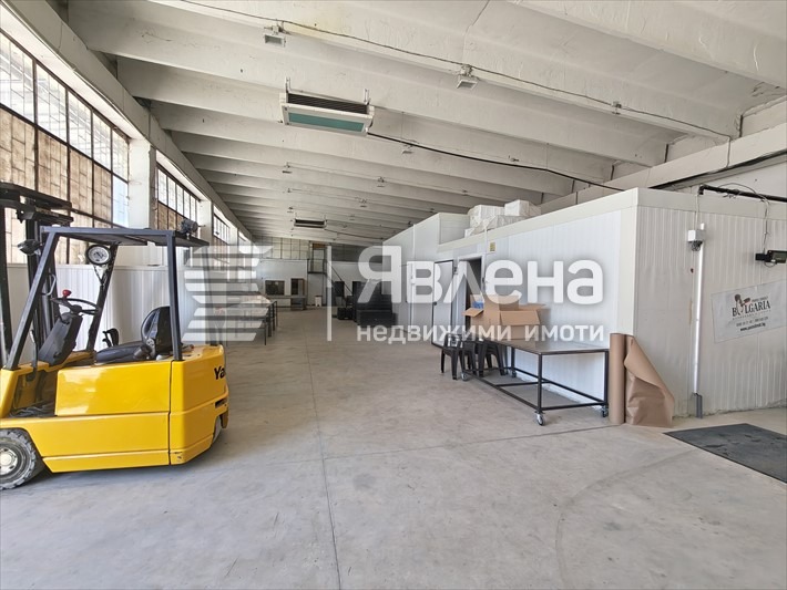 Продава СКЛАД, гр. Пазарджик, Идеален център, снимка 11 - Складове - 55548428