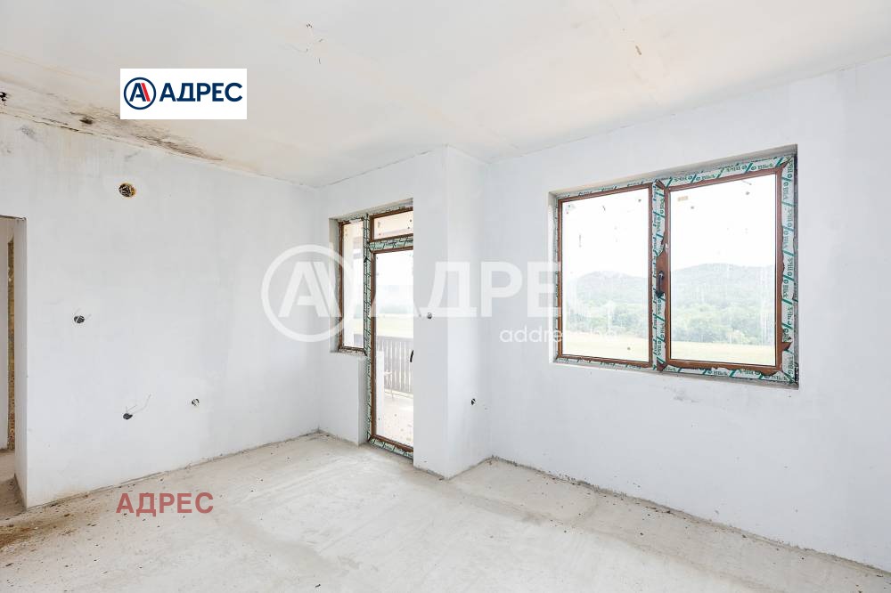 Продава КЪЩА, с. Църква, област Добрич, снимка 10 - Къщи - 54136011