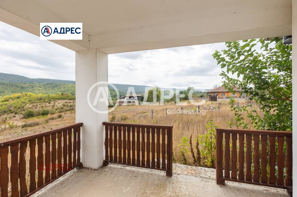 Продава КЪЩА, с. Църква, област Добрич, снимка 5 - Къщи - 54136011