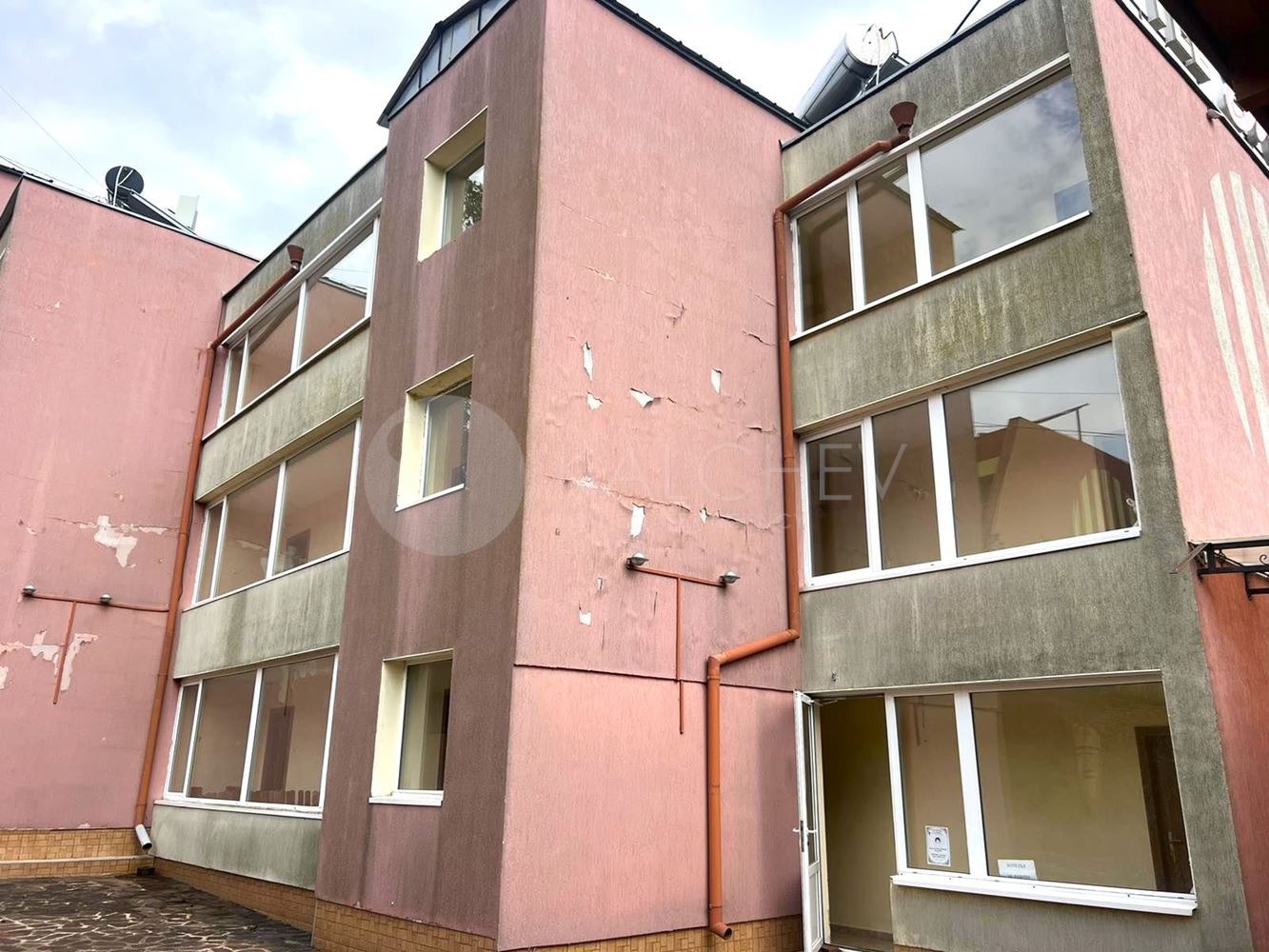 Продава ХОТЕЛ, гр. Балчик, област Добрич, снимка 4 - Хотели - 55313108
