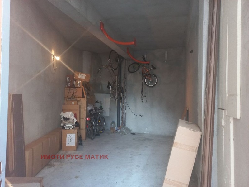 Продава  Склад, град Русе, Ялта • 28 500 EUR • ID 71847941 — holmes.bg - [1] 