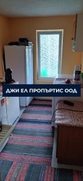 Продава КЪЩА, гр. Радомир, област Перник, снимка 2