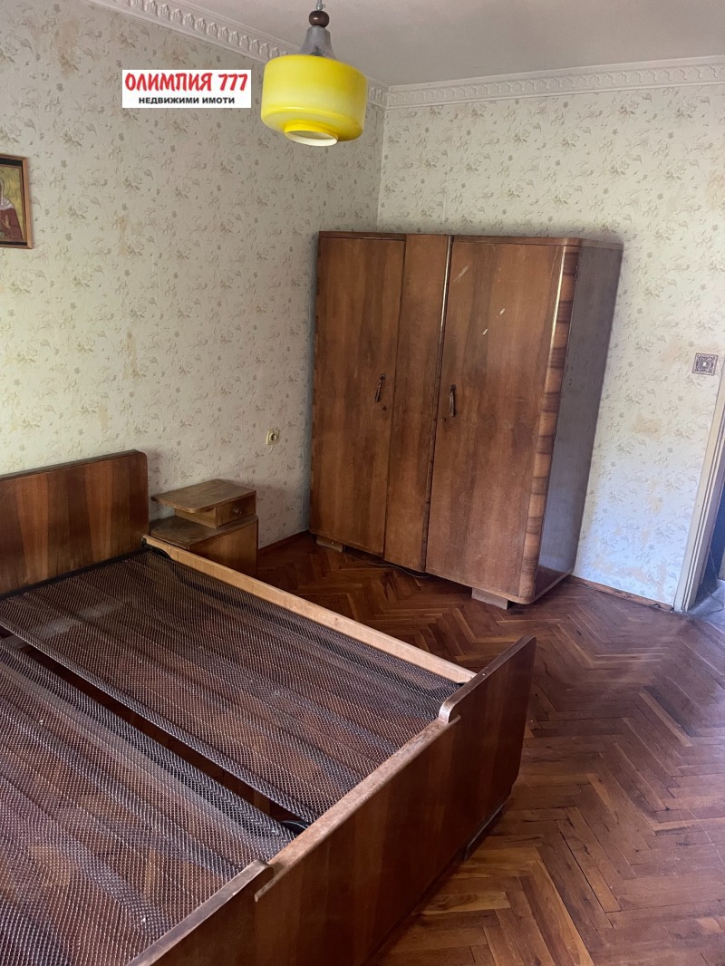 Продаја  2 спаваће собе Плевен , 9-ти квартал , 100 м2 | 43075346 - слика [6]