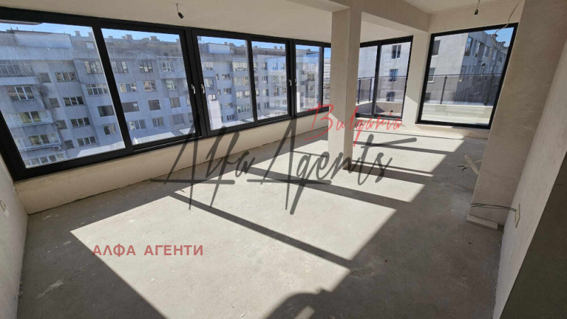 Продава 3-СТАЕН, гр. Варна, Чайка, снимка 1 - Aпартаменти - 47631499