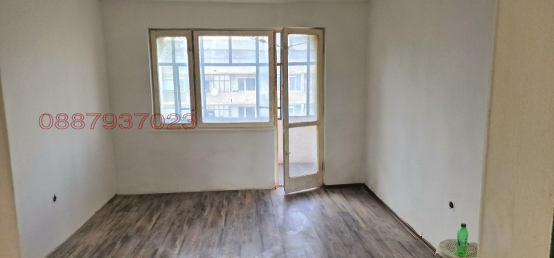 Продава  3-стаен, град Търговище, Запад 1 •  145 000 лв. • ID 72122947 — holmes.bg - [1] 