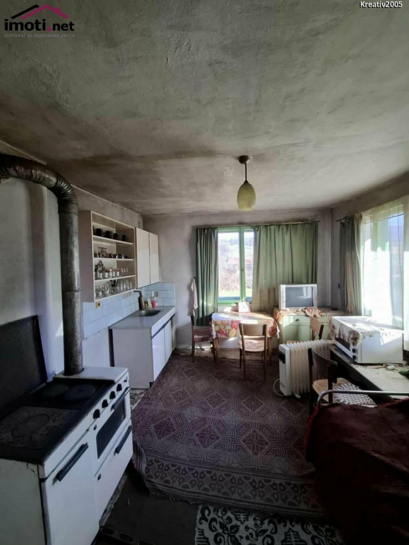 Продава КЪЩА, с. Лакатник, област София област, снимка 11 - Къщи - 52606761