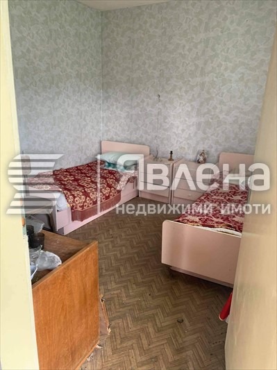 Продава КЪЩА, гр. Годеч, област София област, снимка 2 - Къщи - 49187356