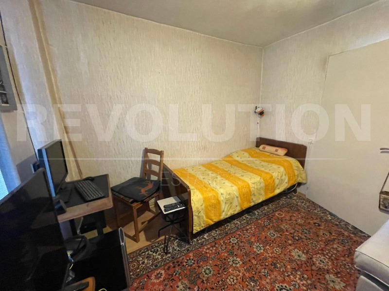 Продава КЪЩА, гр. София, с. Войнеговци, снимка 4 - Къщи - 53382236