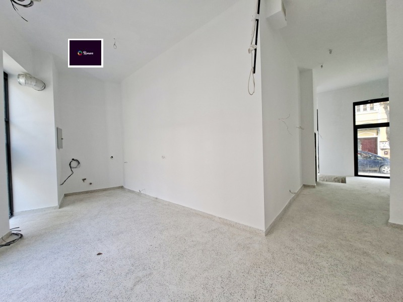 Продава ЗАВЕДЕНИЕ, град Варна, Гръцка махала • 415000 € / 811669.45 лв. • 23550753 1