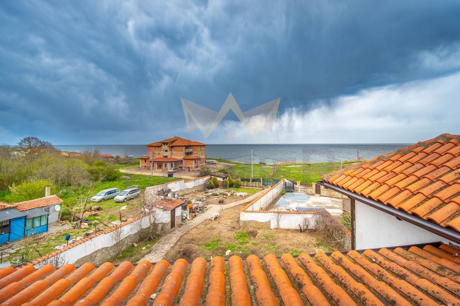 Продава КЪЩА, гр. Каварна, област Добрич