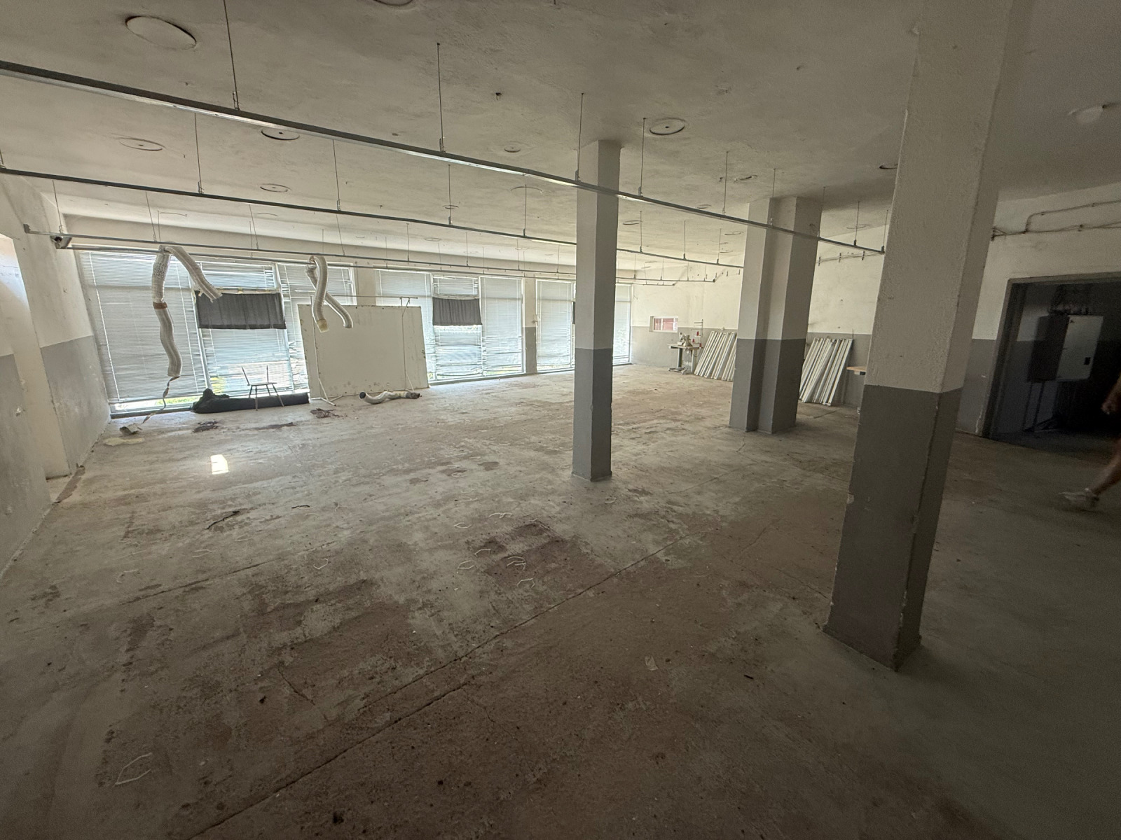 Продава ПРОМ. ПОМЕЩЕНИЕ | Imot.bg — изображение 7