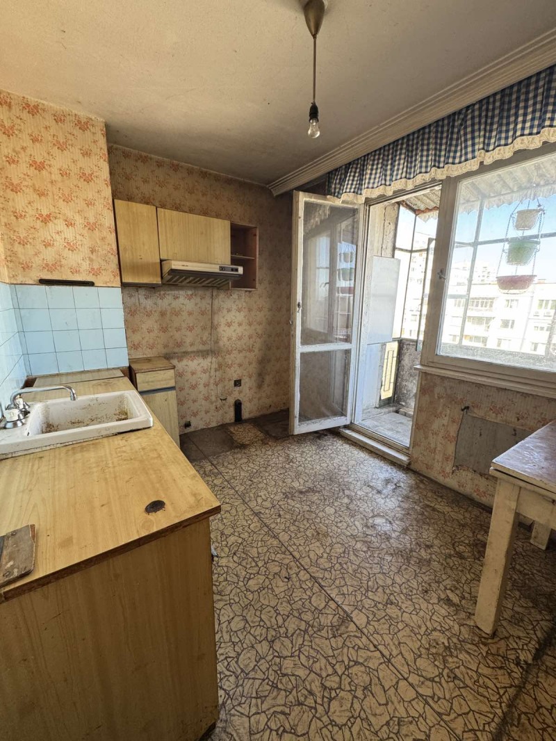 Продава 4-СТАЕН, гр. София, Красна поляна 3, снимка 6 - Апартаменти - 52131818