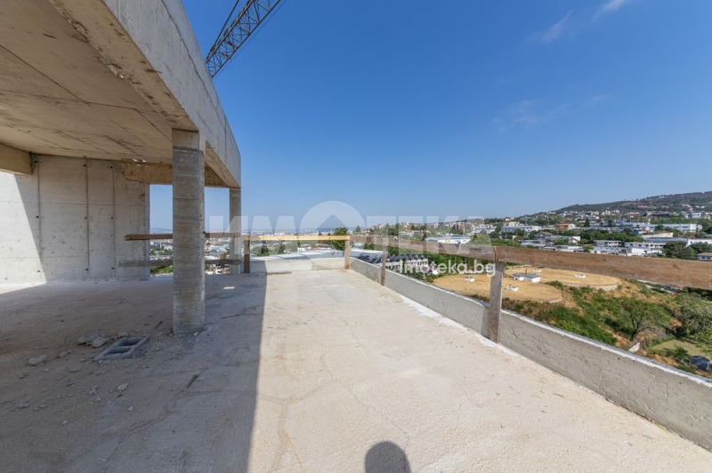 Na prodej  3+ ložnice Varna , Izgrev , 247 m2 | 36459992 - obraz [7]