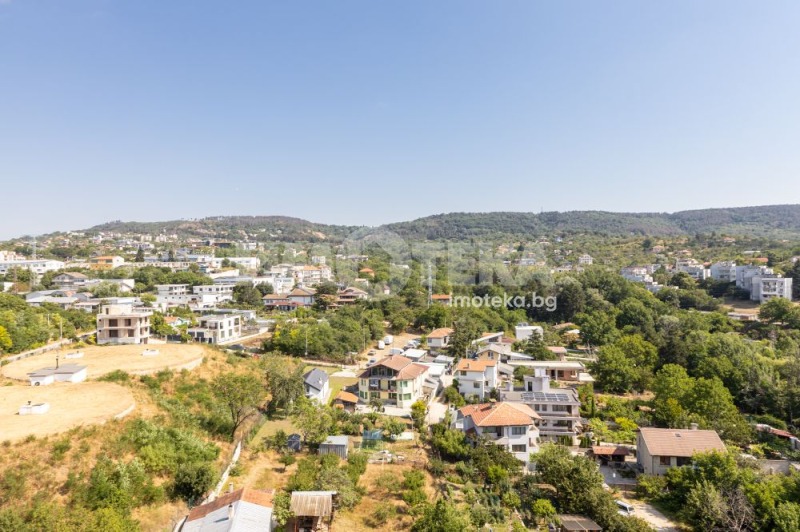 Na prodej  3+ ložnice Varna , Izgrev , 247 m2 | 36459992 - obraz [9]