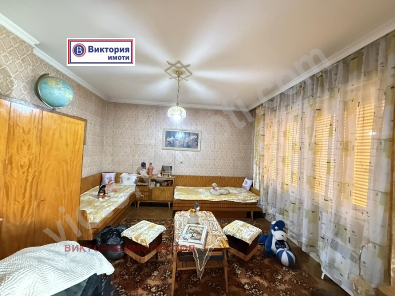 Продава ЕТАЖ ОТ КЪЩА, гр. Горна Оряховица, област Велико Търново, снимка 3 - Етаж от къща - 52650719