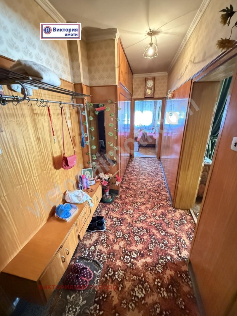 Продава ЕТАЖ ОТ КЪЩА, гр. Горна Оряховица, област Велико Търново, снимка 7 - Етаж от къща - 52650719