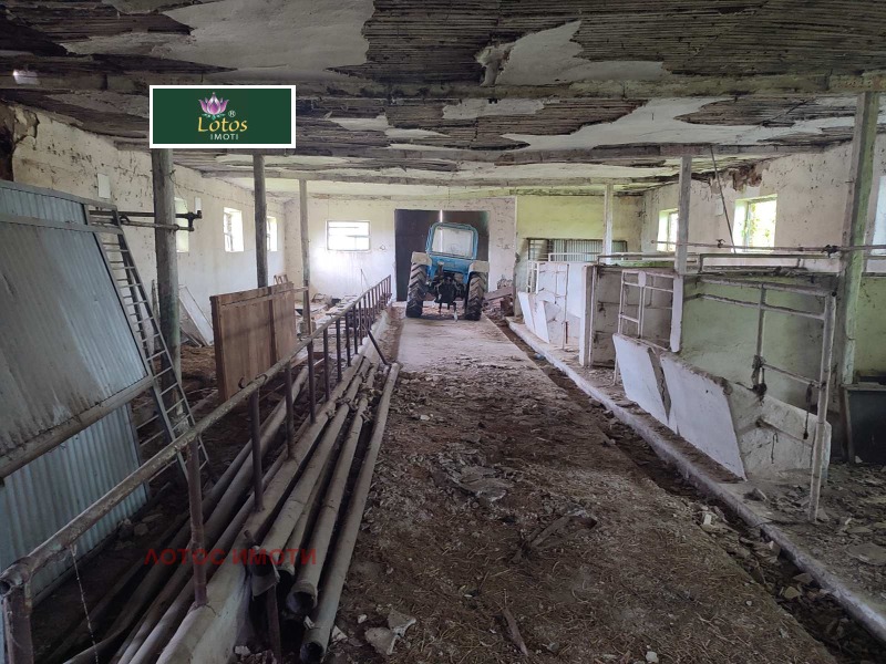 Продава ПРОМ. ПОМЕЩЕНИЕ, с. Болярци, област Пловдив, снимка 4 - Производствени сгради - 53576699