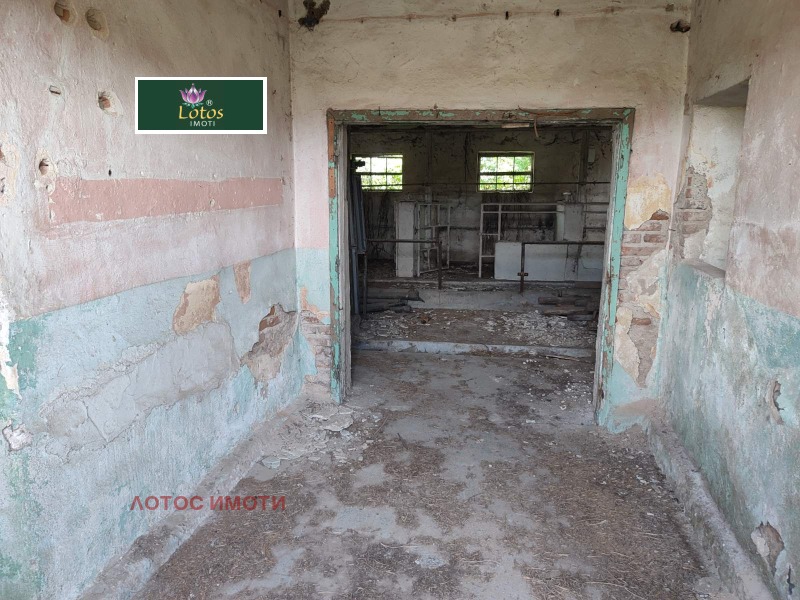 Продава ПРОМ. ПОМЕЩЕНИЕ, с. Болярци, област Пловдив, снимка 9 - Производствени сгради - 53576699