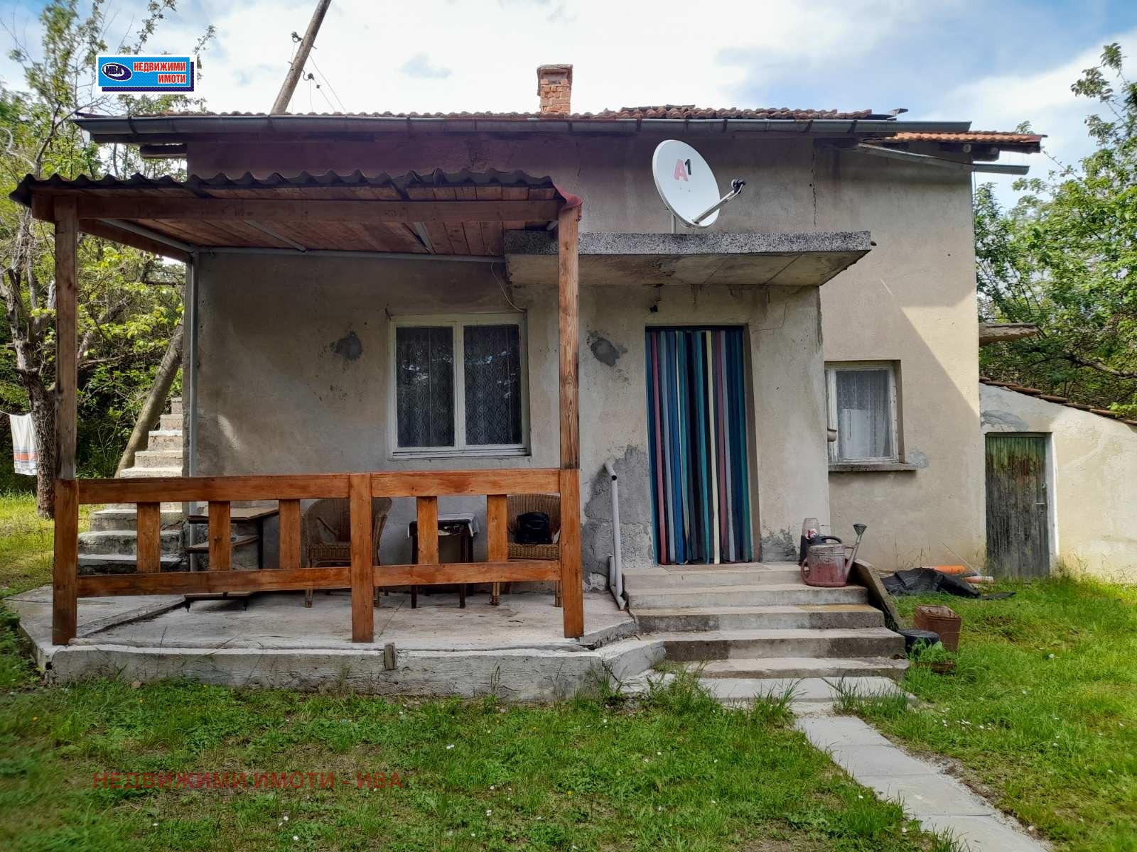 Продава КЪЩА, с. Радуловци, област София област