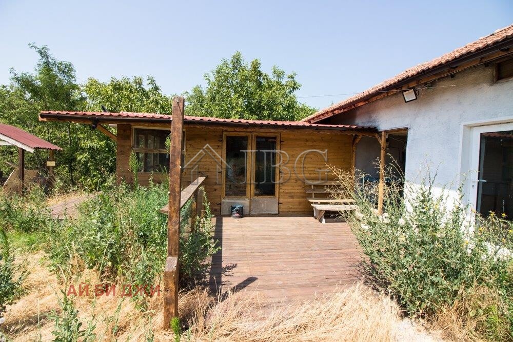 Продава КЪЩА, с. Караманово, област Русе