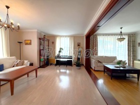 ����� ������� 4-�����,���� �����, �.�. ��.��. ���������� � �����