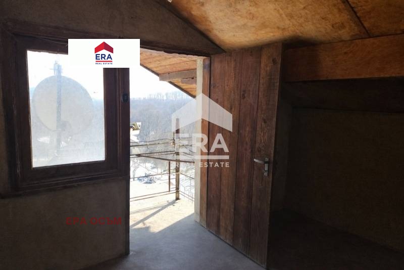 Продава КЪЩА, с. Изворче, област Ловеч, снимка 7 - Къщи - 53824386