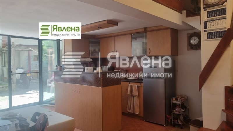 Продава МАГАЗИН, град София, Център • 420000 € / 821448.60 лв. • 10255679 1