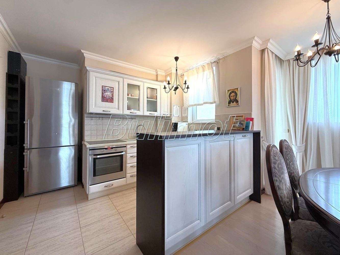 Продава 4-СТАЕН, гр. Варна, к.к. Св.Св. Константин и Елена, снимка 2 - Апартаменти - 54068499