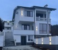 Продава КЪЩА, област Добрич, с. Оброчище • 375000 € • 55685575 — Holmes.bg