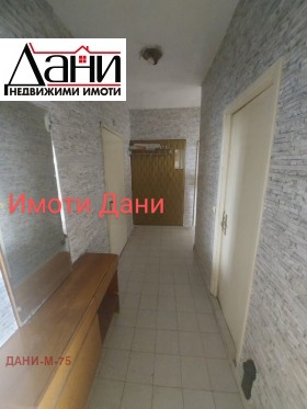 1 dormitorio Trakiya, Shumen 2