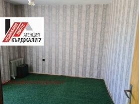 3 sypialnie Centar, Kardżali 3