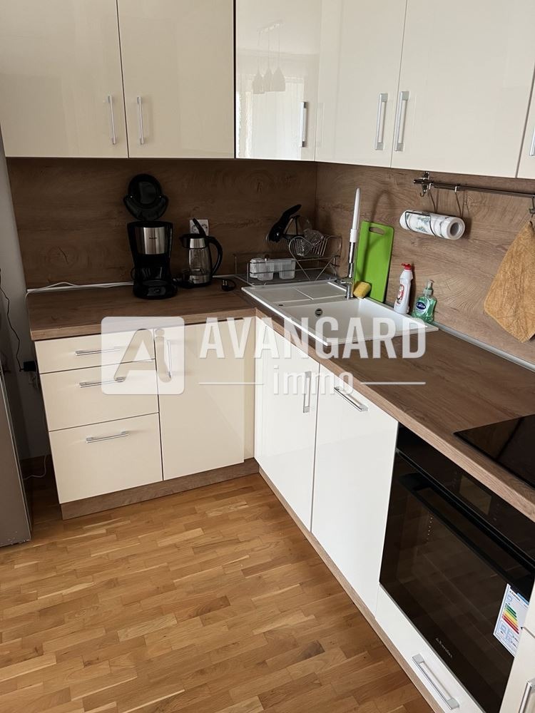 Продава  2-стаен град Варна , к.к. Св.Св. Константин и Елена , 77 кв.м | 40343591 - изображение [3]