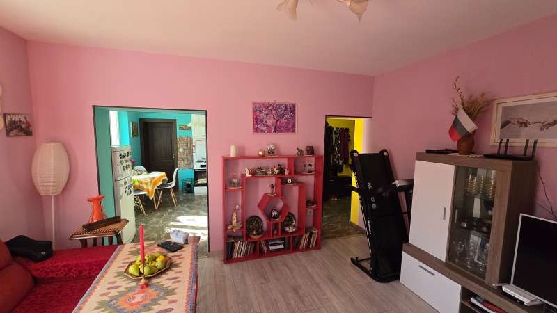 Zu verkaufen  2 Schlafzimmer Pernik , Zentar , 72 qm | 64081072 - Bild [4]